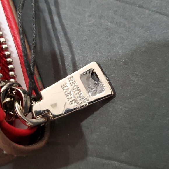 Steve Madden brown plaid checkered look and cherry print bglory red snap wallet - Picture 7 of 12